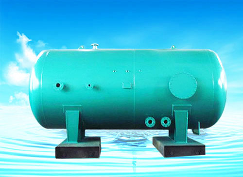 大(da)型壓力(li)容器(qi)
